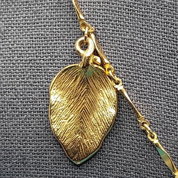 Vintage Dangling Leaves Long Chain Necklace, 29", 1960s Jewelry - Picture 3 of 15